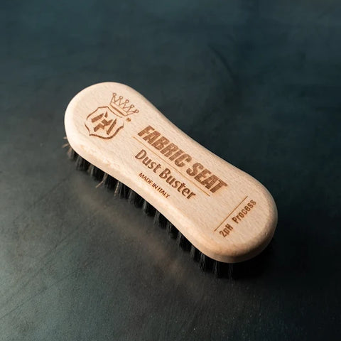 Labocosmetica Fabric Seat Brush
